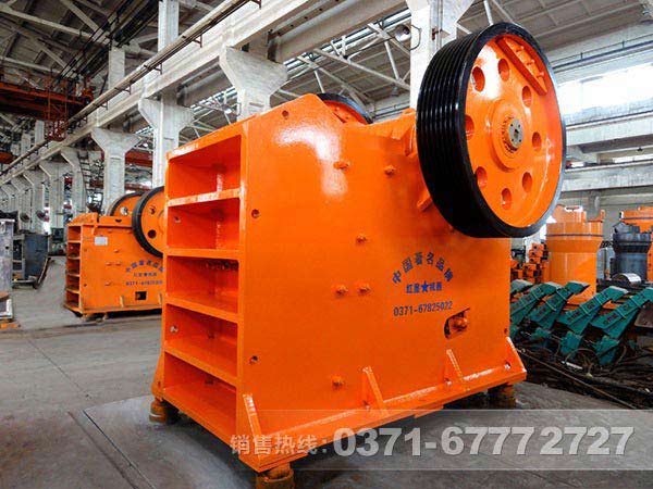 矽線(xiàn)石顎式破碎機(jī)型號(hào)怎樣選？