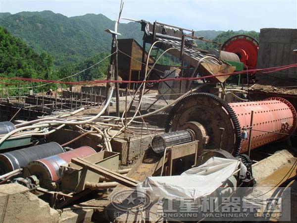 磁鐵礦磁選機(jī)客戶現(xiàn)場 磁鐵礦磁選機(jī)客戶現(xiàn)場