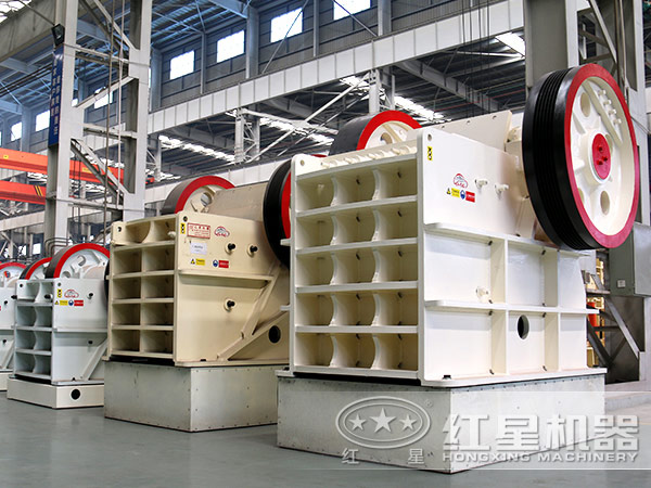顎式破碎機(jī)配件組成 顎式破碎機(jī)配件組成