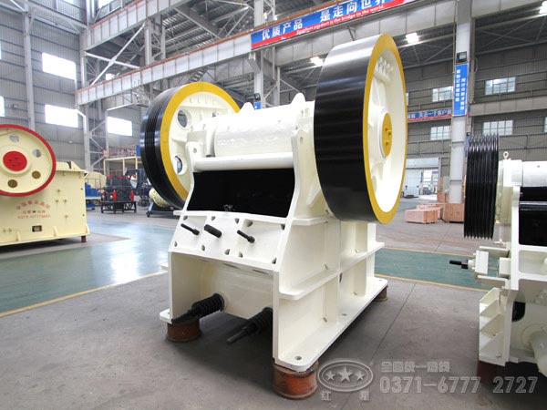 鄂式破碎機(jī)廠家 鄂式破碎機(jī)廠家