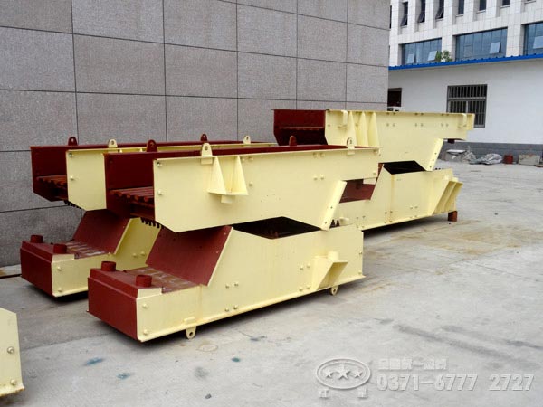 振動給料機(jī)廠家 振動給料機(jī)廠家