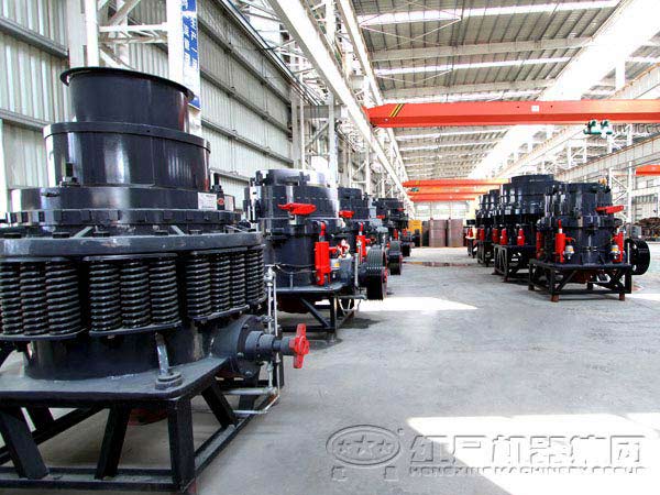 鐵礦石圓錐細(xì)碎機(jī) 鐵礦石圓錐細(xì)碎機(jī)