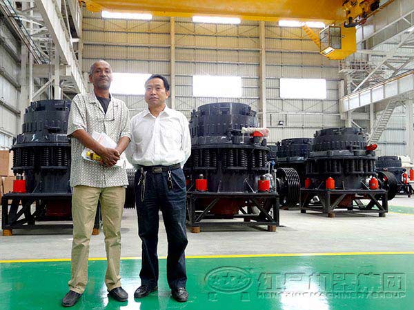 河南圓錐破碎機(jī)廠(chǎng)家 河南圓錐破碎機(jī)廠(chǎng)家