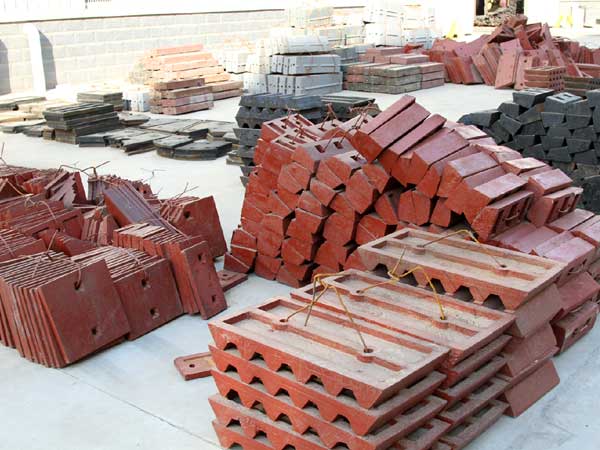 顎式破碎機(jī)顎板 顎式破碎機(jī)顎板