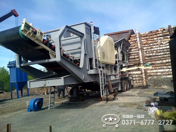 移動建筑垃圾粉碎機(jī) 移動建筑垃圾粉碎機(jī)