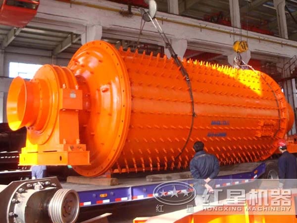 選礦球磨機(jī)發(fā)貨現(xiàn)場(chǎng) 選礦球磨機(jī)發(fā)貨現(xiàn)場(chǎng)