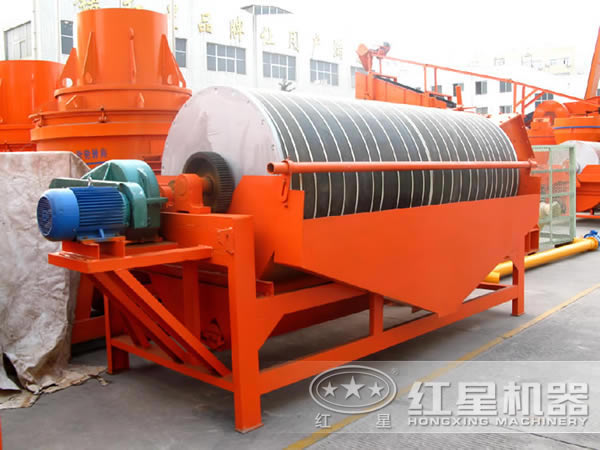 滾筒磁選機(jī)側(cè)面圖 滾筒磁選機(jī)側(cè)面圖