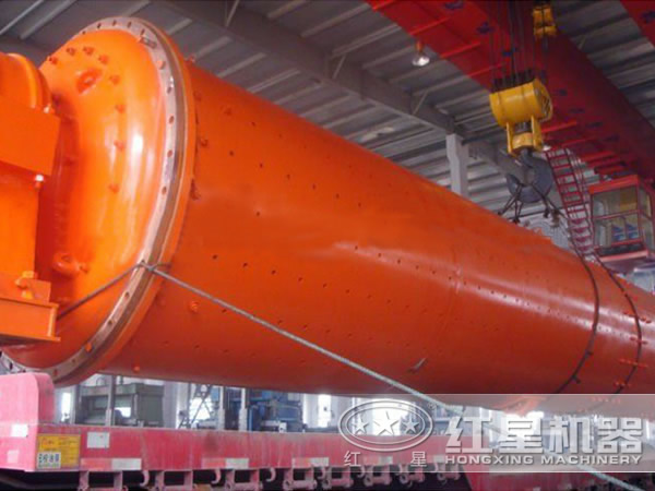 赤鐵礦球磨機(jī)發(fā)貨現(xiàn)場(chǎng) 赤鐵礦球磨機(jī)發(fā)貨現(xiàn)場(chǎng)