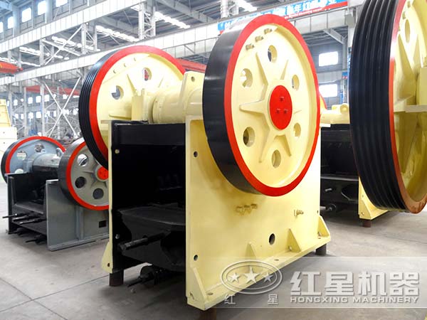 玄武巖破碎機生產(chǎn)車間 玄武巖破碎機生產(chǎn)車間