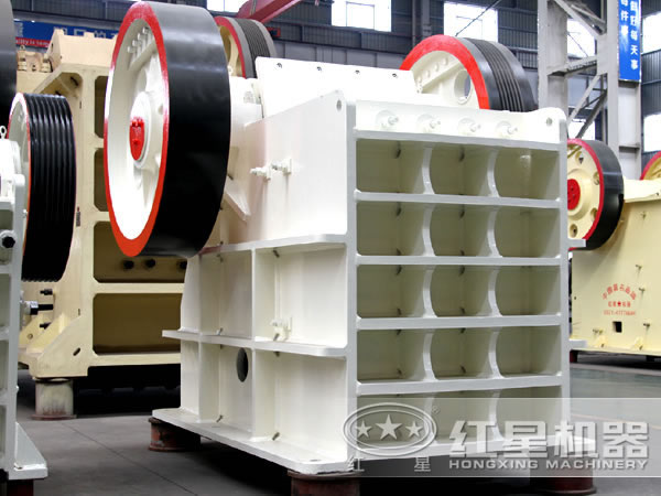 鵝卵石顎式破碎機(jī) 鵝卵石顎式破碎機(jī)