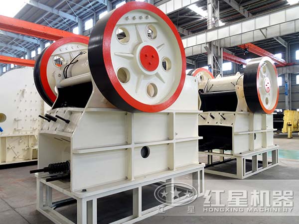 礦石顎式破碎機(jī)生產(chǎn)廠家 礦石顎式破碎機(jī)生產(chǎn)廠家