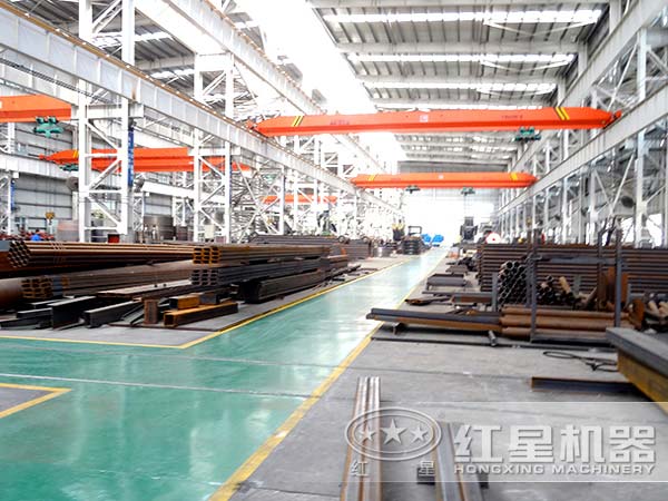 赤鐵礦選礦設(shè)備生產(chǎn)車間 赤鐵礦選礦設(shè)備生產(chǎn)車間