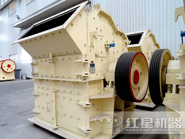 大型超細(xì)粉碎機(jī) 大型超細(xì)粉碎機(jī)