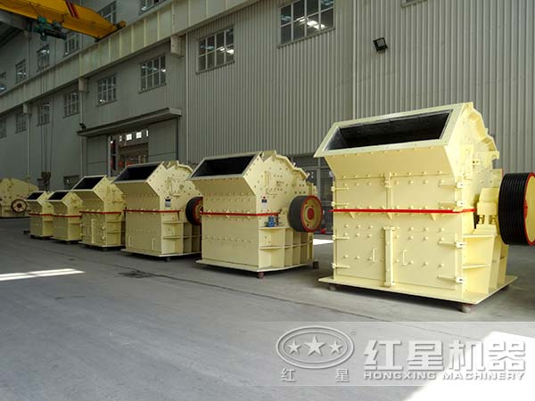 高產(chǎn)節(jié)能細碎機的不同規(guī)格展示 高產(chǎn)節(jié)能細碎機的不同規(guī)格展示