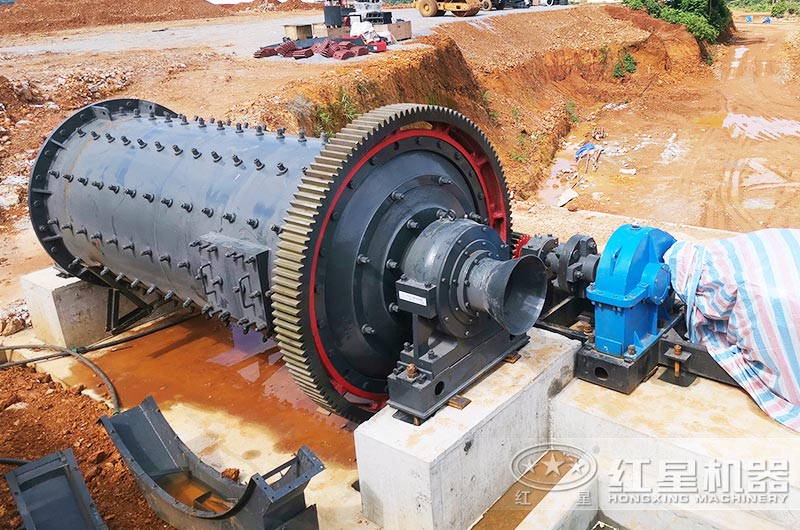 球磨機工作現(xiàn)場圖片