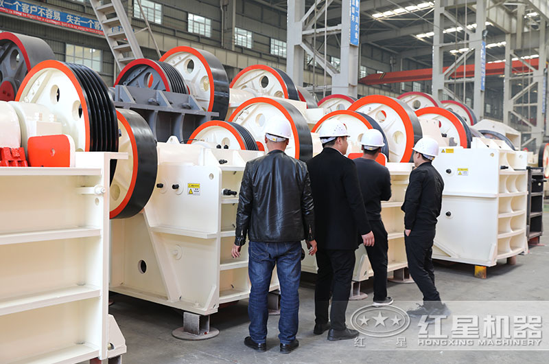 客戶到車間考察設(shè)備 客戶到車間考察設(shè)備