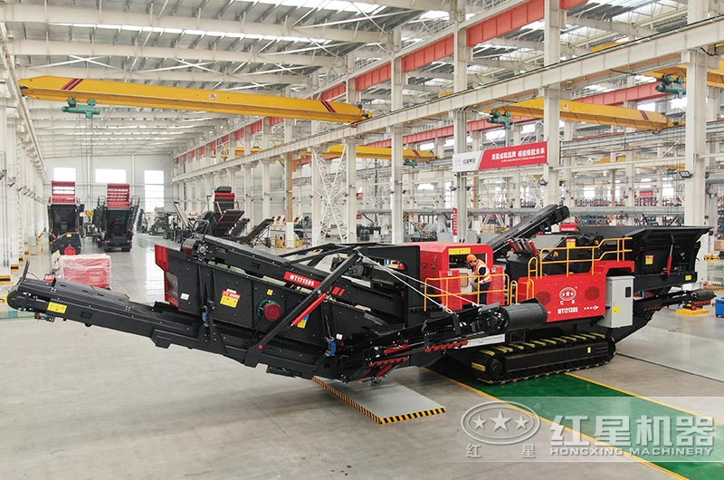 履帶式移動破碎車圖片，制造車間