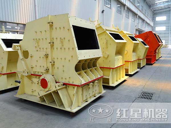 立式反擊破碎機(jī) 立式反擊破碎機(jī)