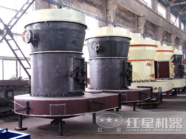 雷蒙磨粉機(jī)生產(chǎn)車間 雷蒙磨粉機(jī)生產(chǎn)車間