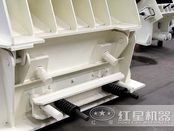 德版反擊式破碎機(jī)局部細(xì)節(jié) 德版反擊式破碎機(jī)局部細(xì)節(jié)