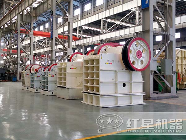 鄂式破碎機(jī)生產(chǎn)廠家 鄂式破碎機(jī)生產(chǎn)廠家