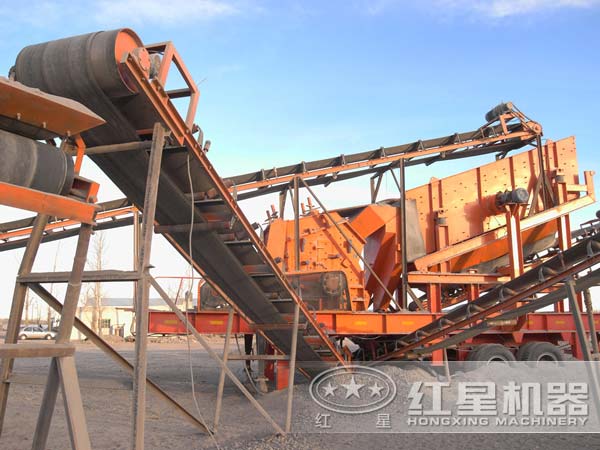 小型移動(dòng)式破碎機(jī) 小型移動(dòng)式破碎機(jī)