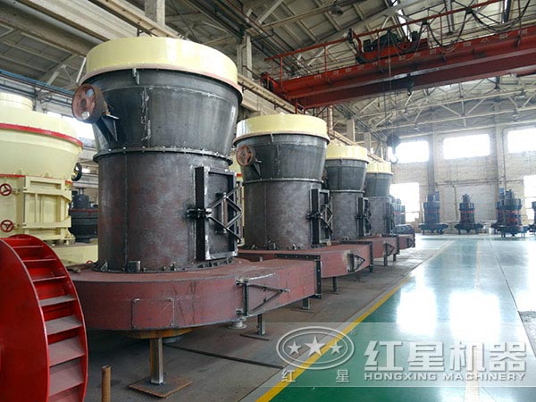 煤粉雷蒙磨生產(chǎn)車間 煤粉雷蒙磨生產(chǎn)車間