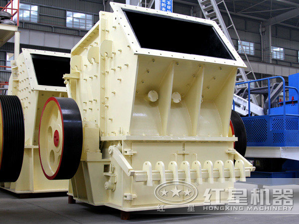 大型黏土破碎機(jī) 大型黏土破碎機(jī)