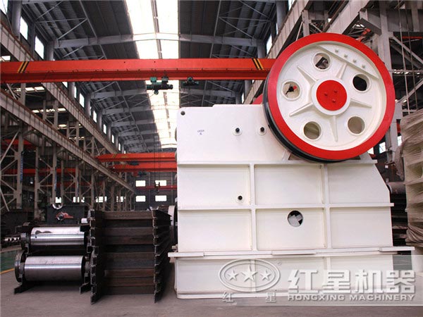 鄂式破碎機(jī) 鄂式破碎機(jī)