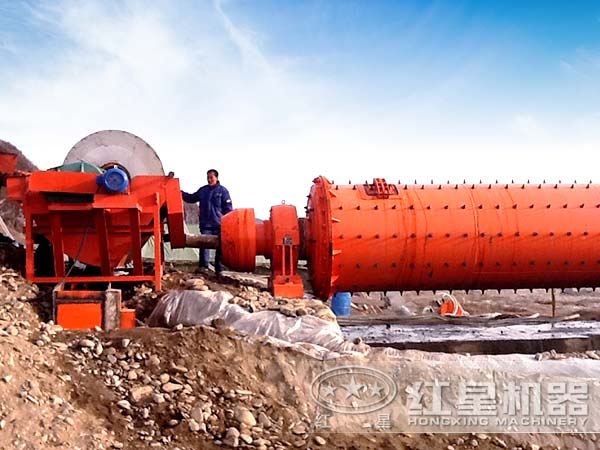 錳礦專用磁選機(jī)客戶現(xiàn)場(chǎng) 錳礦專用磁選機(jī)客戶現(xiàn)場(chǎng)