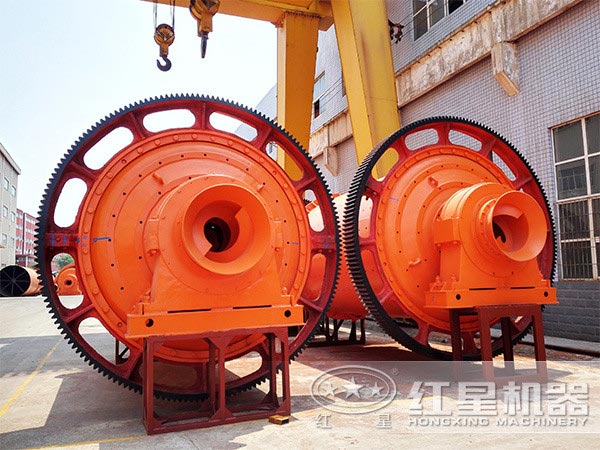 高嶺土球磨機(jī)廠家 高嶺土球磨機(jī)廠家