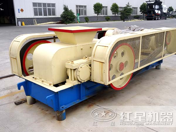 對輥式礦石破碎機(jī) 對輥式礦石破碎機(jī)