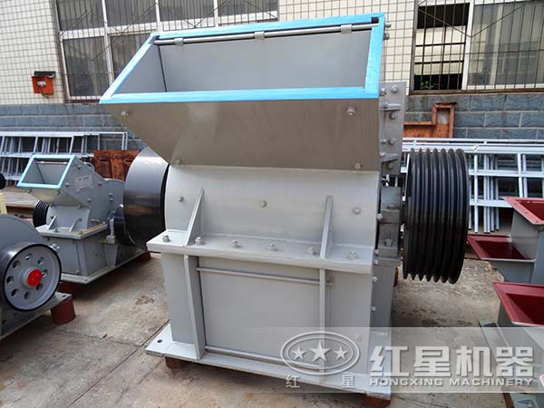 礦山錘式破碎機(jī) 礦山錘式破碎機(jī)