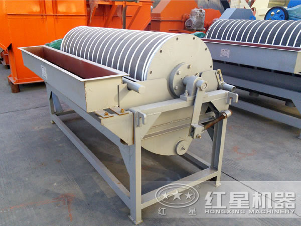 濕式海沙磁選機(jī) 濕式海沙磁選機(jī)