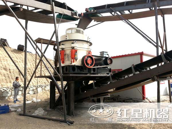 圓錐破碎機(jī) 圓錐破碎機(jī)
