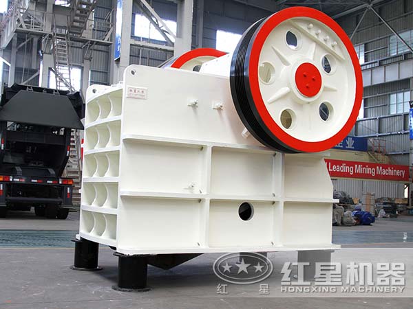 移動(dòng)式破碎機(jī)與傳統(tǒng)破碎機(jī)相比好在哪里？