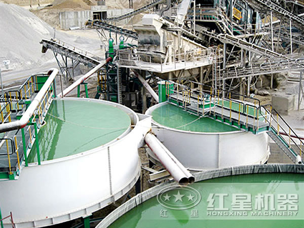 濃縮機(jī)投產(chǎn)現(xiàn)場(chǎng) 濃縮機(jī)投產(chǎn)現(xiàn)場(chǎng)