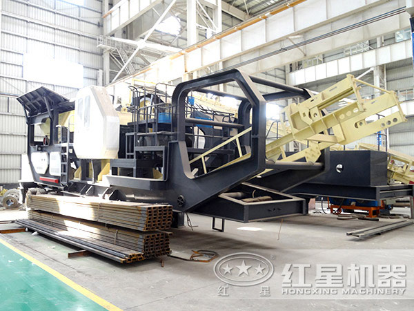 移動(dòng)破碎站生產(chǎn)車間 移動(dòng)破碎站生產(chǎn)車間