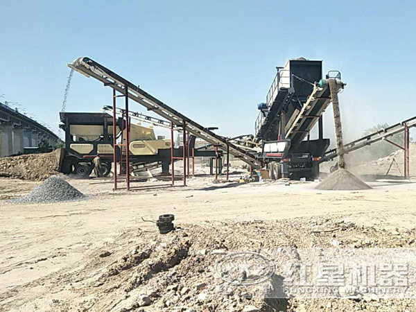 移動式破碎機投用現(xiàn)場 移動式破碎機投用現(xiàn)場