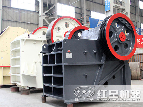慶元旦，河南紅星鄂式破碎機(jī)年末大優(yōu)惠開始了