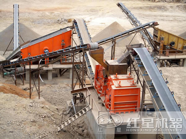 流動石子加工機(jī)譜寫移動碎石新篇章