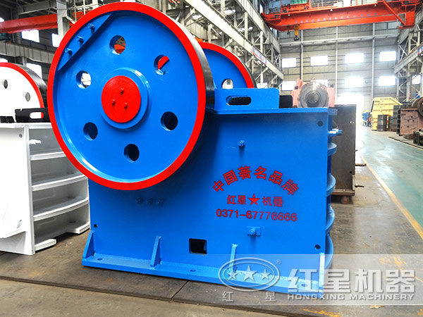 150×250顎式破碎機小體格擁有大能量， 輔助客戶創(chuàng)高收