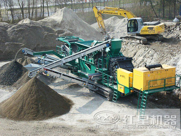 移動圓錐破碎機(jī)作業(yè)客戶現(xiàn)場 移動圓錐破碎機(jī)作業(yè)客戶現(xiàn)場