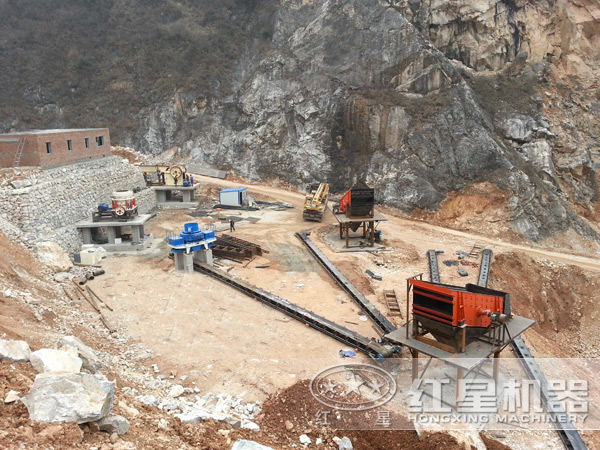 山東/萊蕪河卵石制砂生產(chǎn)客戶現(xiàn)場 山東/萊蕪河卵石制砂生產(chǎn)客戶現(xiàn)場