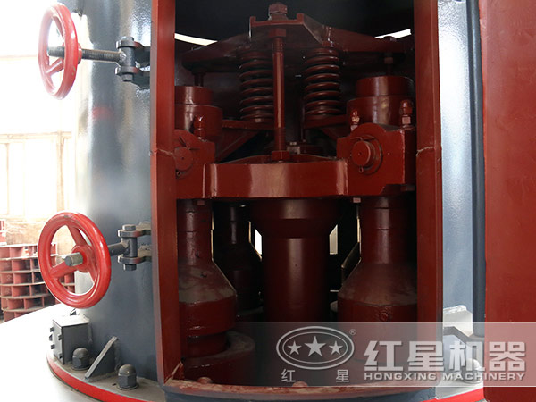 雷蒙磨粉機內(nèi)部細節(jié) 雷蒙磨粉機內(nèi)部細節(jié)