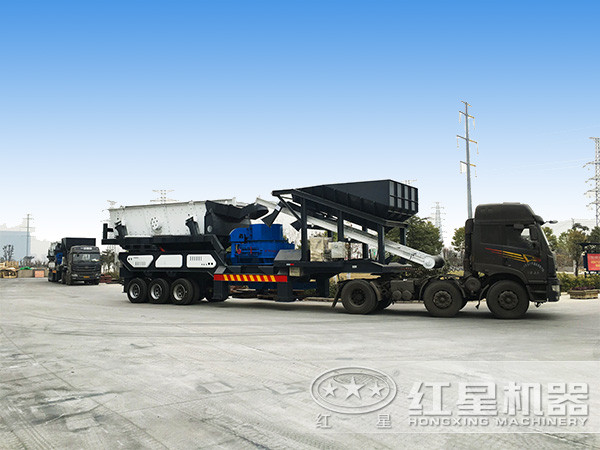 紅星柴油移動打沙機(jī)發(fā)貨現(xiàn)場 紅星柴油移動打沙機(jī)發(fā)貨現(xiàn)場