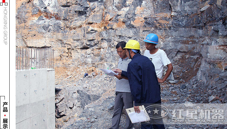 建筑垃圾破碎機安裝現(xiàn)場 建筑垃圾破碎機安裝現(xiàn)場