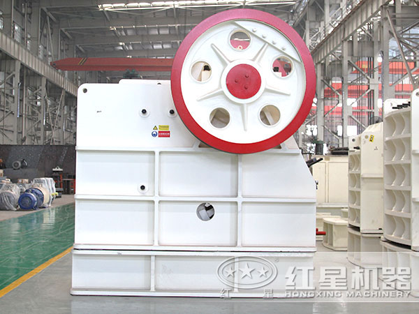 機(jī)制砂生產(chǎn)線中的核心一級破碎設(shè)備 機(jī)制砂生產(chǎn)線中的核心一級破碎設(shè)備