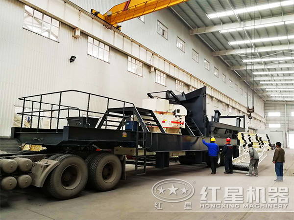 青石、鵝卵石等物料制砂處理推薦使用車載流動(dòng)制砂機(jī)