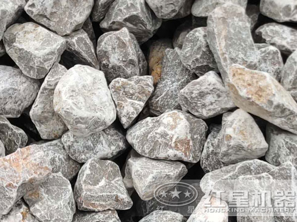 打石機(jī)破碎出的12石子 打石機(jī)破碎出的12石子